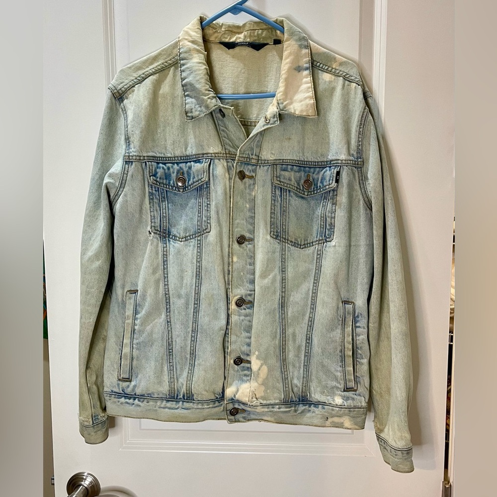 Rare Budweiser Distressed Light Blue Denim Jacket w/Embroidered Tiger Size M/L - Picture 2 of 16
